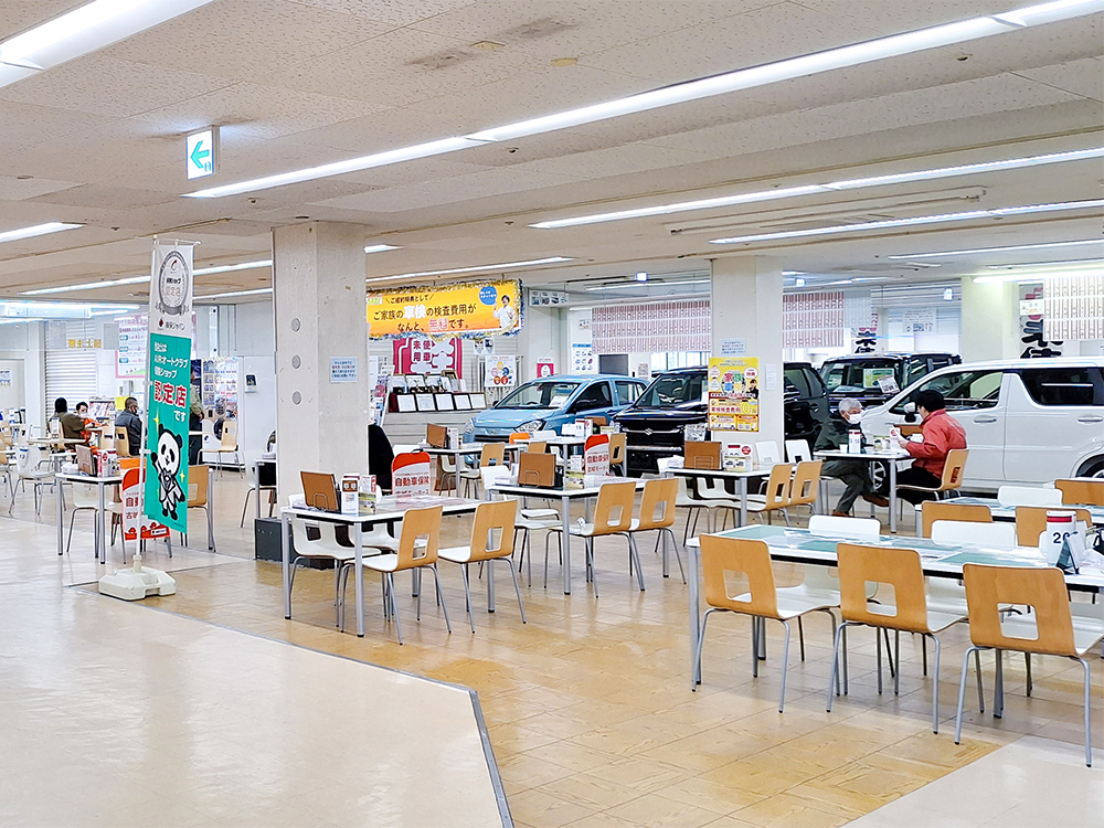 店舗内待合室