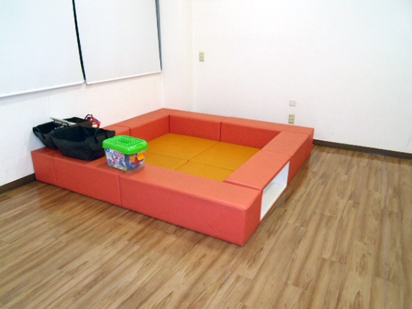 店舗内キッズスペース