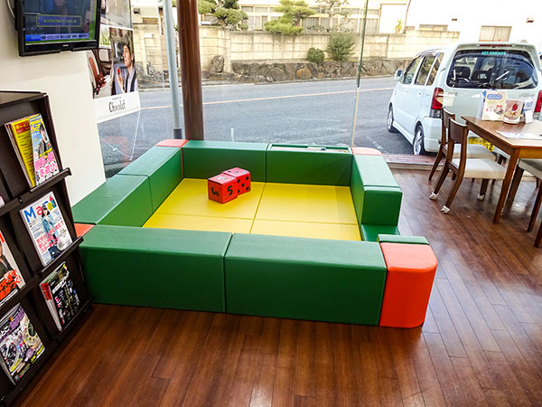 店舗内キッズスペース