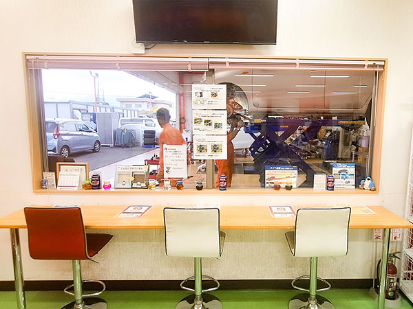 店舗内カウンター