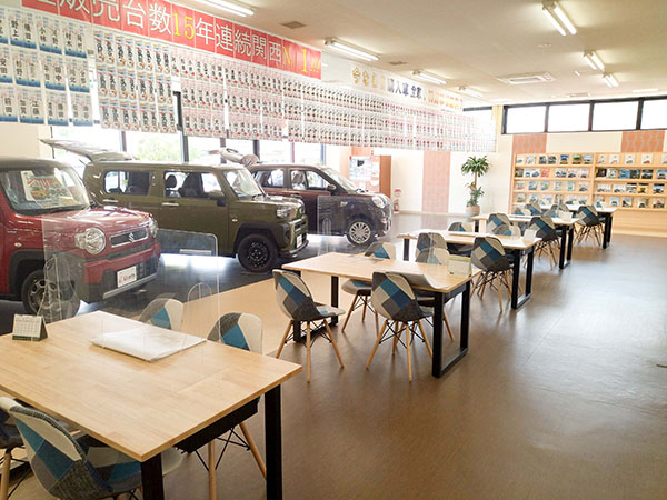 店舗内待合室