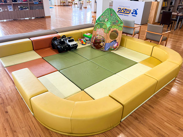 店舗内キッズスペース