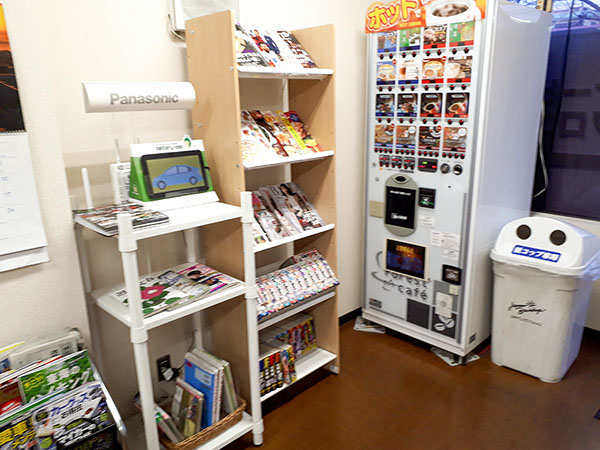 店舗内ドリンクコーナー